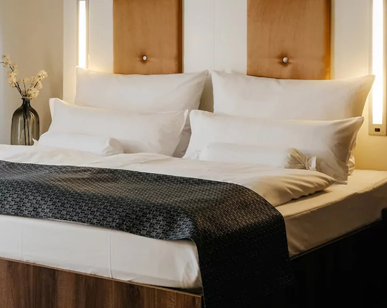 Zimmer mit Doppelbett